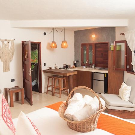 Casa Takywara Hotel Isla Holbox Екстериор снимка