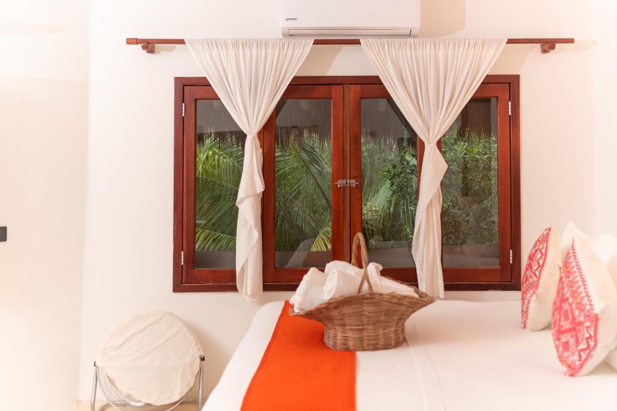 Casa Takywara Hotel Isla Holbox Екстериор снимка