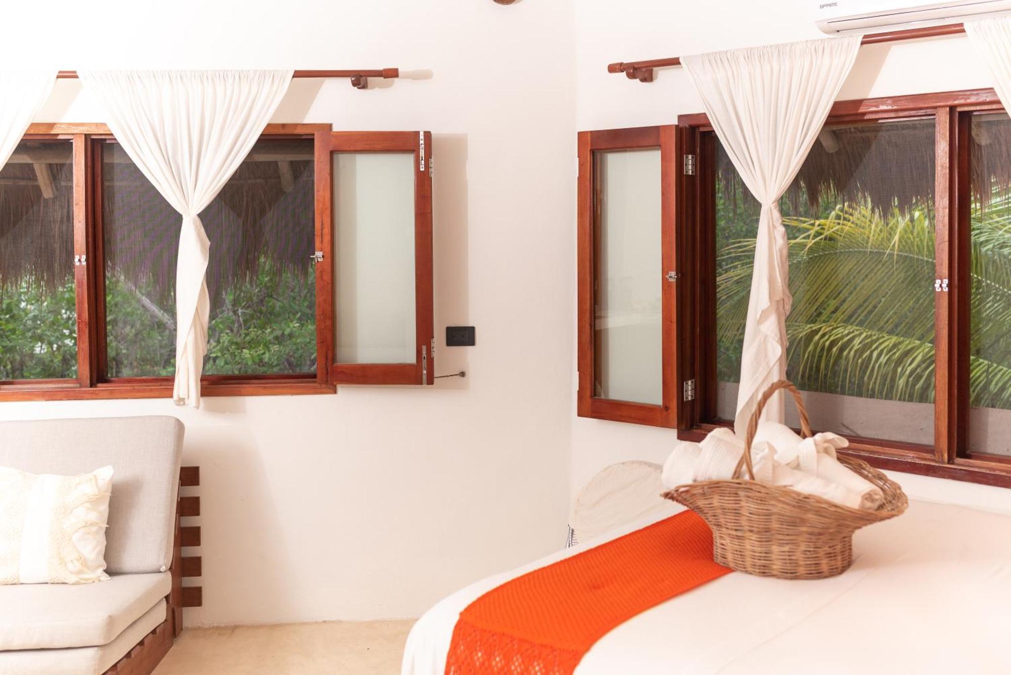 Casa Takywara Hotel Isla Holbox Екстериор снимка
