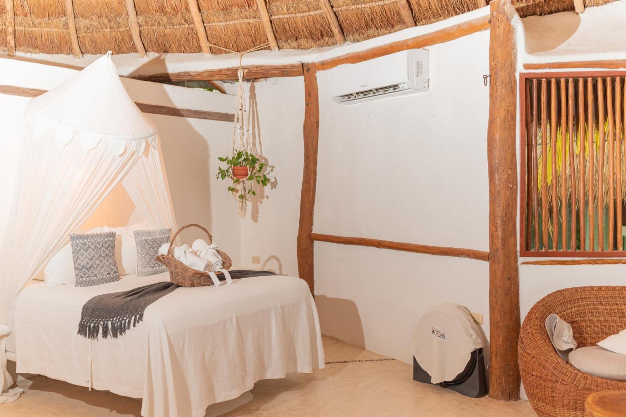 Casa Takywara Hotel Isla Holbox Екстериор снимка